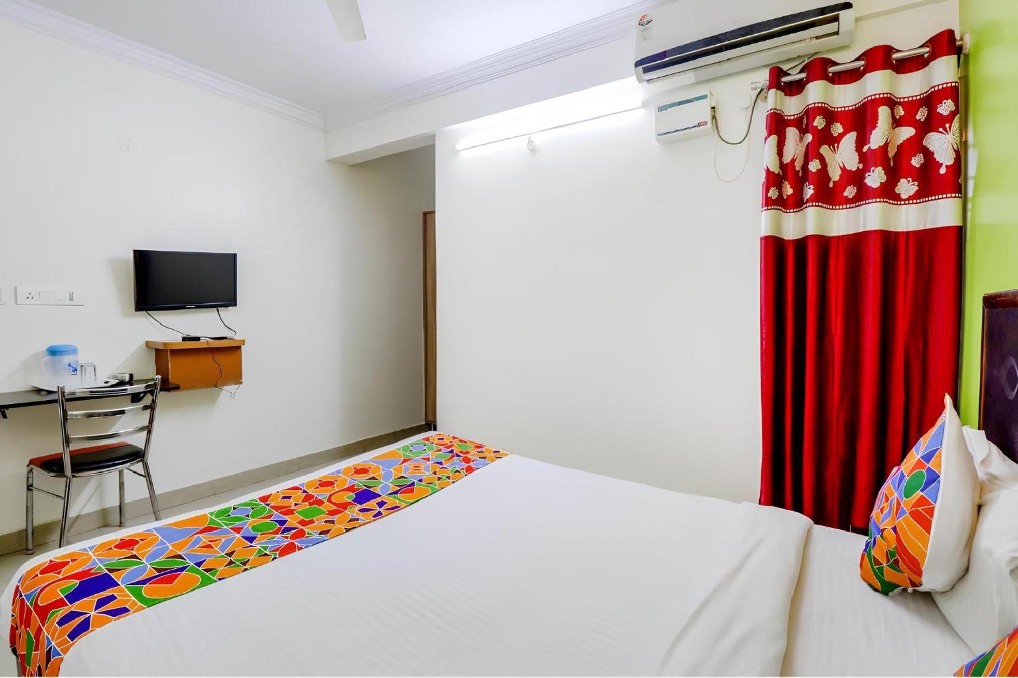 Ivory Pearl Hotel Bangalore Exterior foto